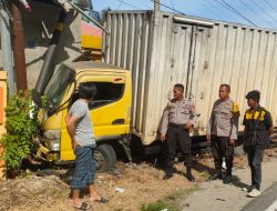 Mobil Box Tabrak Rumah Warga di Majene, Kapolsek Banggae: Sopir Dalam Keadaan Mengantuk