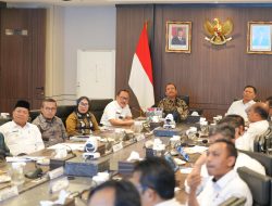 Menteri KKP Tanggapi Cepat Aspirasi Sulbar: Siap Revitalisasi Tambak Rakyat dan Dorong Investasi Hingga Rp200 Miliar