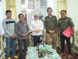 Dinas ESDM Sulbar dan Bupati Mamuju Bahas Percepatan Listrik 19 Desa