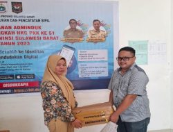 Dukung Pelayanan Adminduk, Disdukcapil Sulbar Distribusikan Blangko KTP-el ke Lima Kabupaten