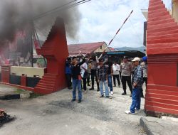 AMARAH Gelar Aksi di Polresta Mamuju, Nilai Hukum Timpang dan Tidak Adil