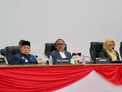 Gubernur dan Wakil Gubernur Sulbar Kompak Hadiri Paripurna DPRD, Bahas Beberapa Ranperda