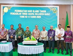 Gubernur SDK Hadiri HUT ke-3 PTA Sulbar, Tekankan Integritas dan Keadilan Peradilan