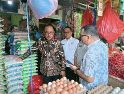 Gubernur Suhardi Duka Pantau Stok Pangan Jelang Nataru 2025-2026