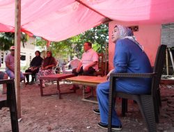 Wagub Sulbar Salim S. Mengga Kunjungi Korban Kebakaran di Lampoko, Salurkan Bantuan