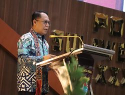 Perkuat Peran Keluarga, Cegah Masalah Sosial: Pesan Sekda Sulbar di Natal Oikumene