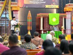 Gubernur Suhardi Duka Ajak Perkuat Toleransi dan Solidaritas di Natal KKT Mamuju